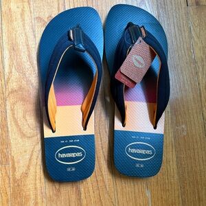 NWT Men’s Havaianas Urban Print orange black sandals size 13